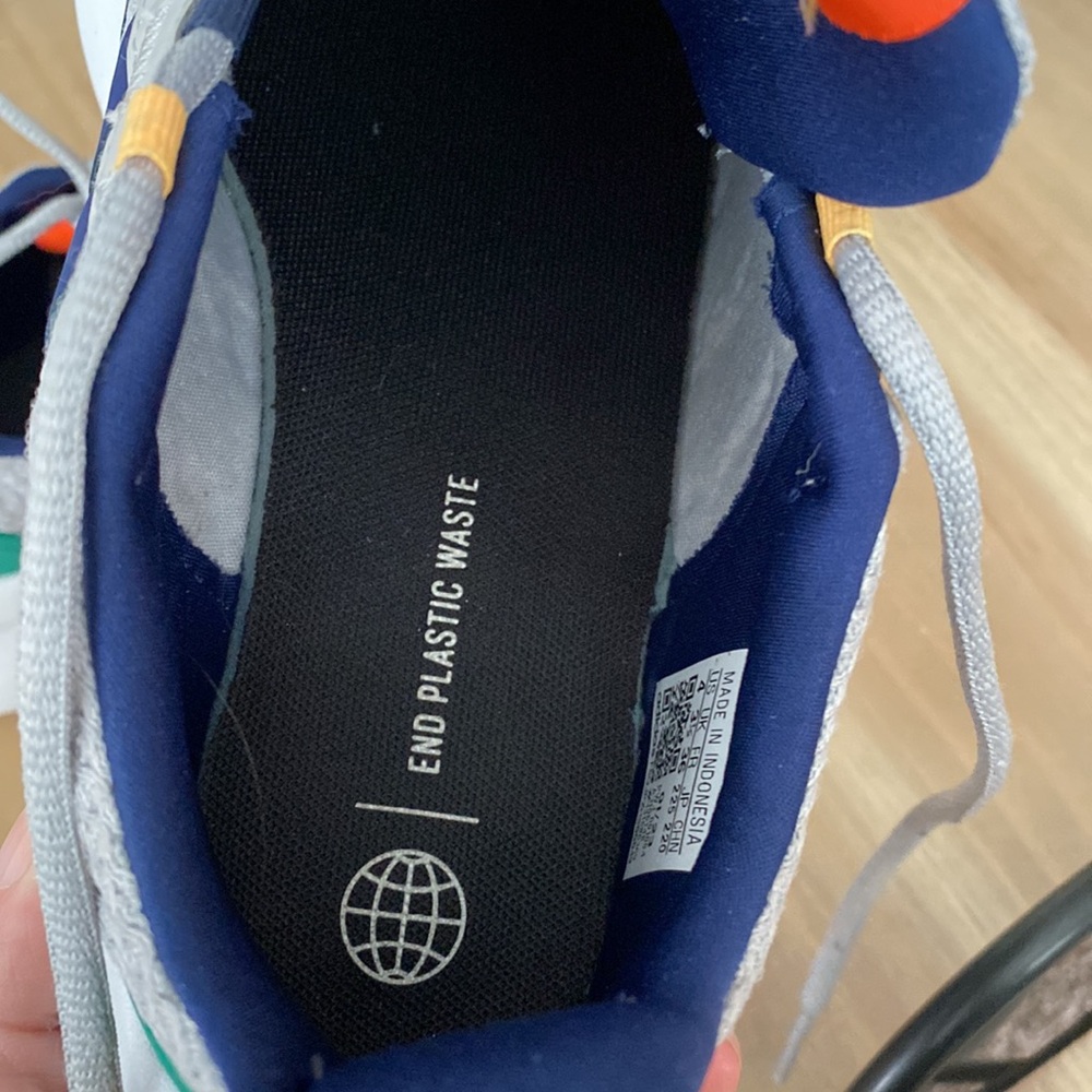 Adidas Racer TR21 Running Shoes, size 4 - Picture 7 of 7